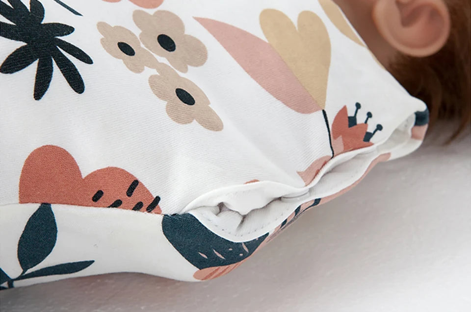 Soft and Breathable Newborn Baby Sleeping Bag (0 - 3 Months)